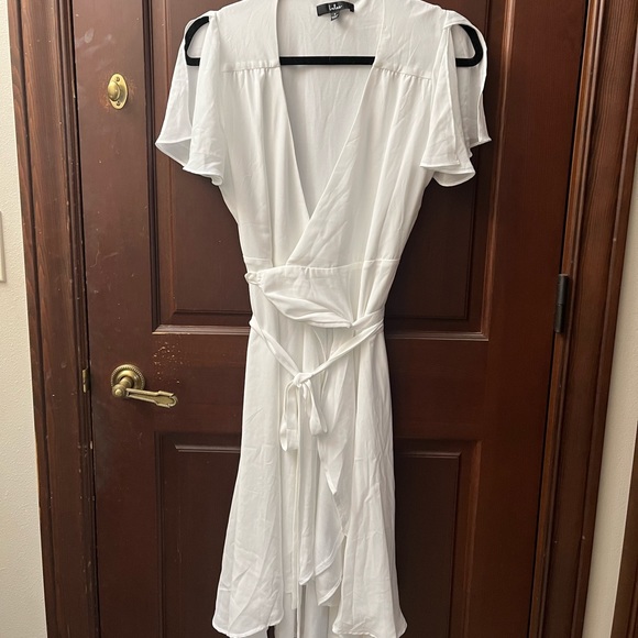 Lulus midi wrap white dress - Picture 3 of 4